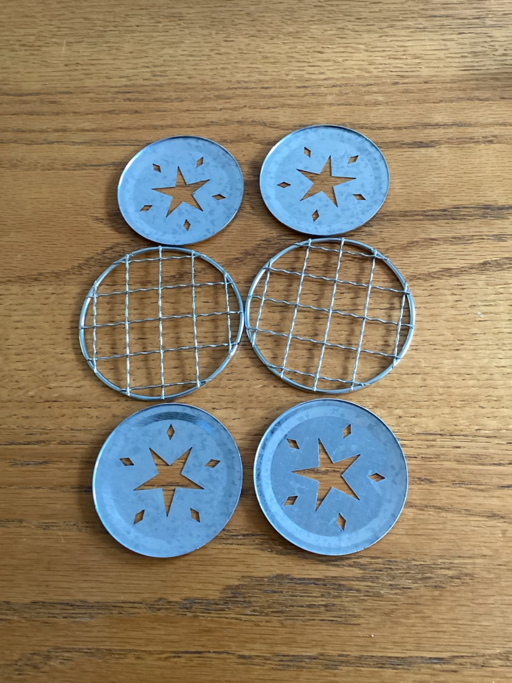 Stainless steel jar lid inserts and frogs for mason jars